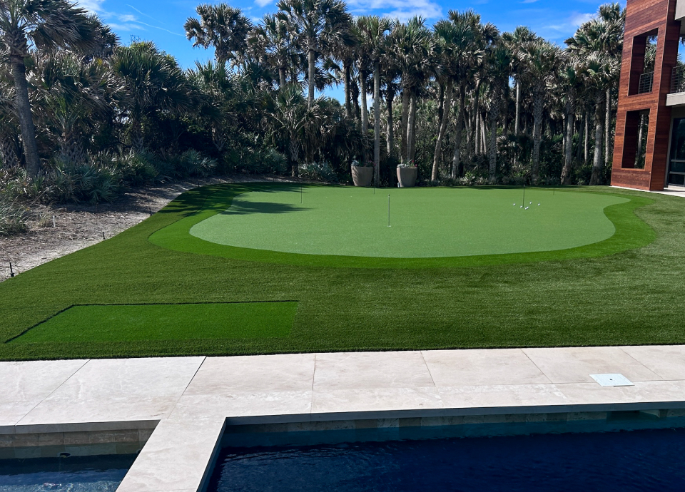 Backyard Putting Green with Pool in Jacksonville