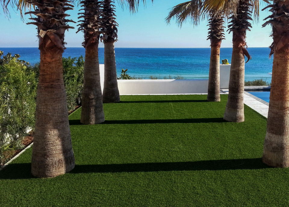Artificial Grass Side Yards & Dog Run